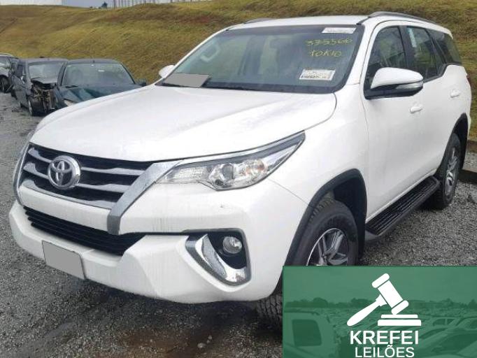 TOYOTA HILUX SW4 16/17